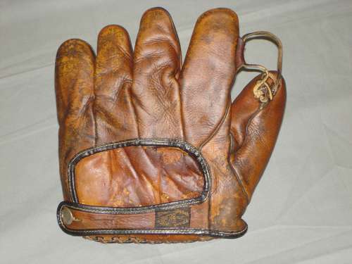 Chick Hafey D&M G70 Back